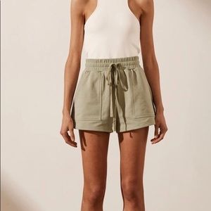 ShonaJoy Sweat shorts in sage sz.4